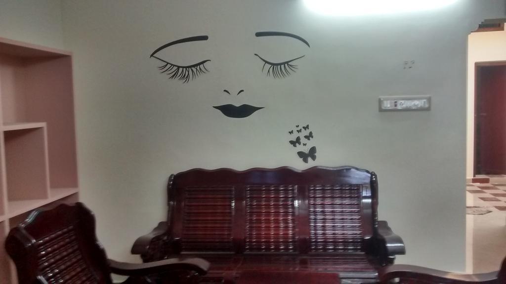 Sabri Guest House Tiruvannamalai Exterior photo